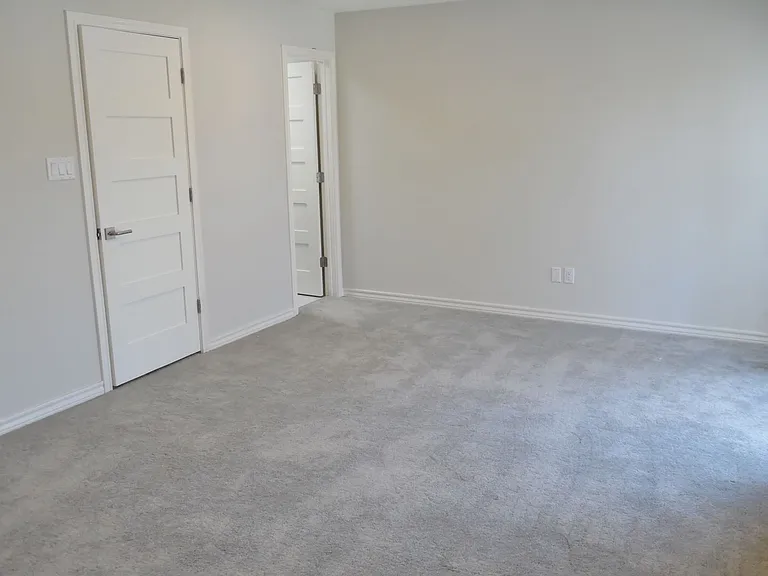 4715 Lafayette Ave — Photo 29