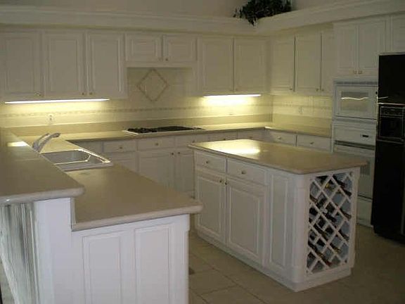 2nd image of 711 Saratoga Dr