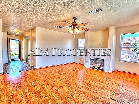 3rd image of 7404 Estes Park Ave NW