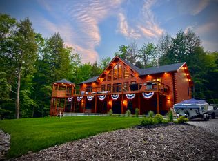 130 Whipporwill Dr, Naples, ME 04055