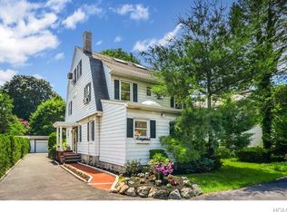 890 White Plains Rd, Scarsdale, NY 10583