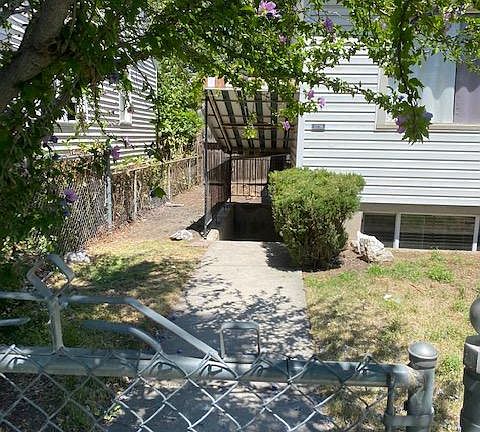 3rd image of 177 E Cleveland Ave