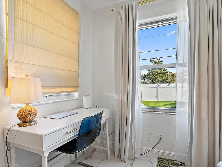 423 Avenida Alegre — Photo 15