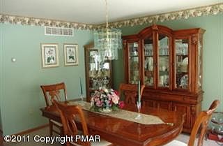 4th image of 2734 Rising Hill Dr
