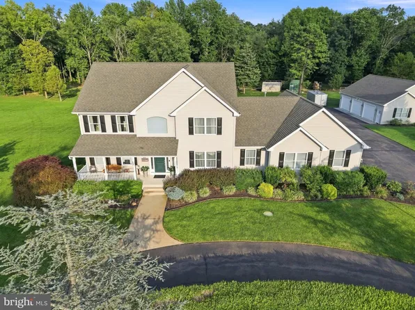 646 Albertson Rd, Winslow, NJ 08095