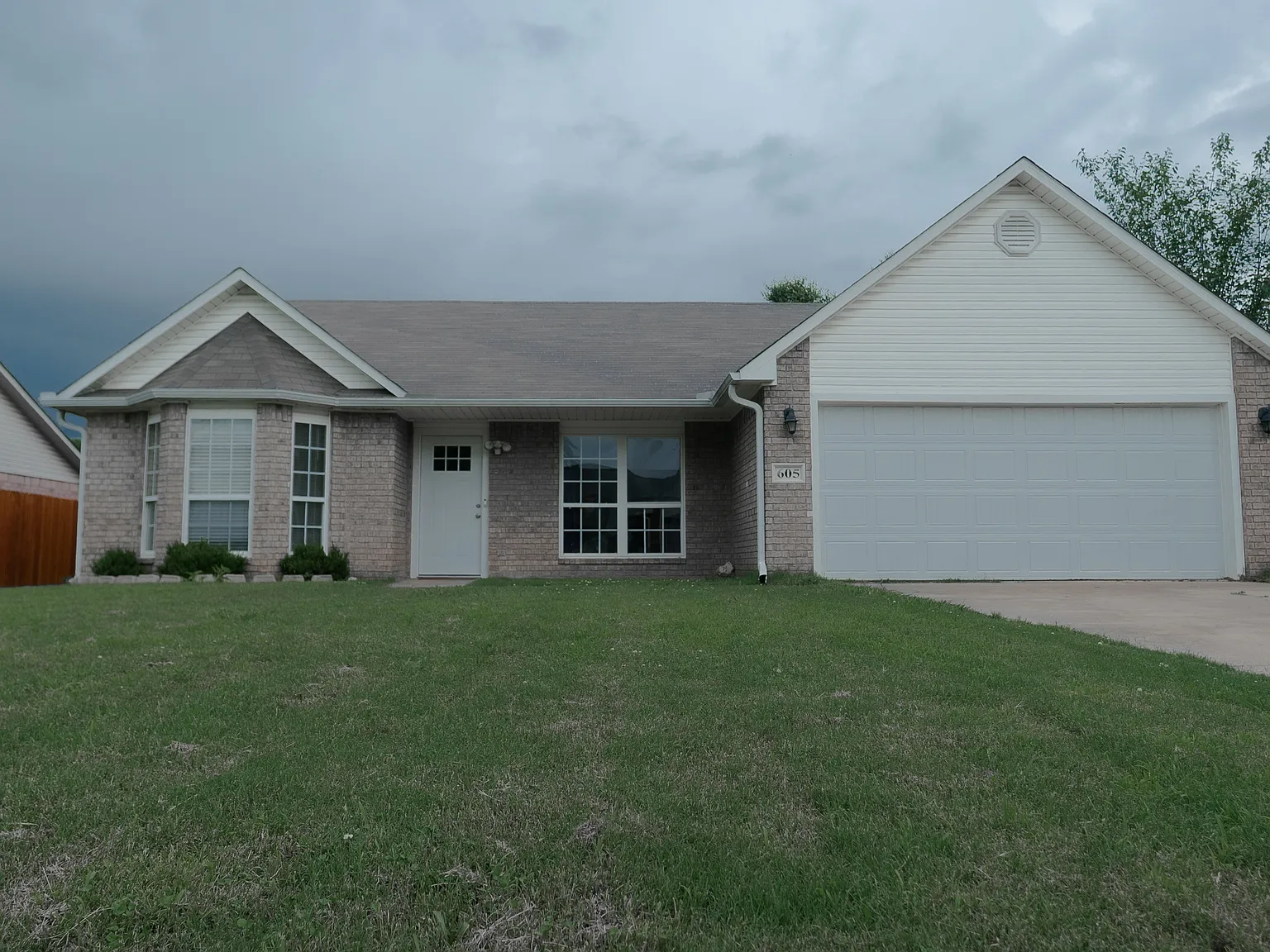 605 Dugan Mill Circle — Photo 1