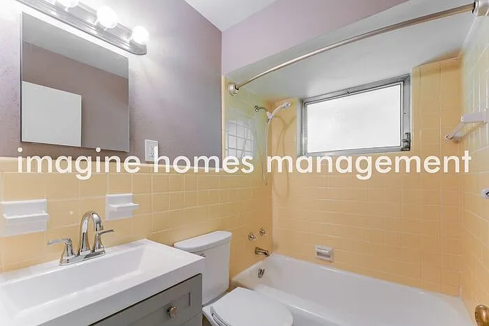 10801 Clearwater Dr — Photo 11