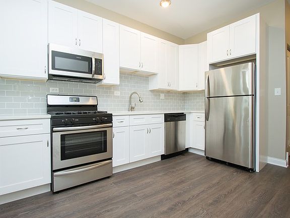 2nd image of 6118 S Eberhart Ave APT 2