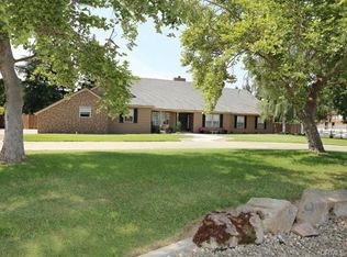 2536 E South Bear Creek Dr, Merced, CA