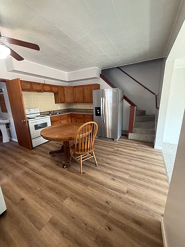 1001 E Olive St #2 Photo 1
