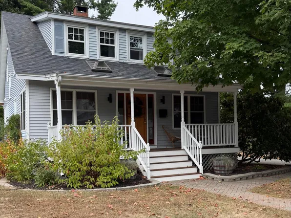 17 Edgewood Road, South Portland, ME 04106