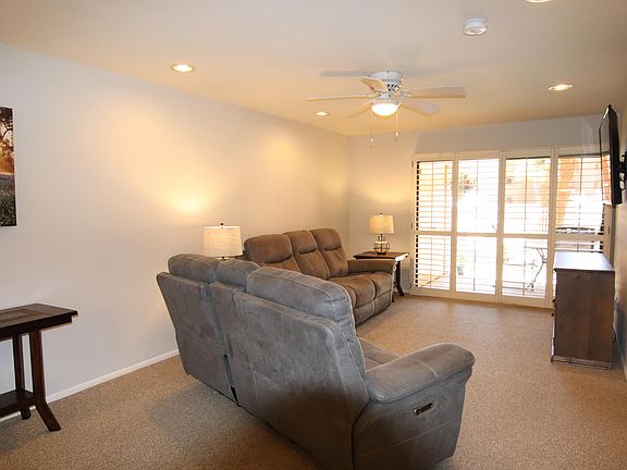 2nd image of 12222 N PARADISE VILLAGE Parkway S #105