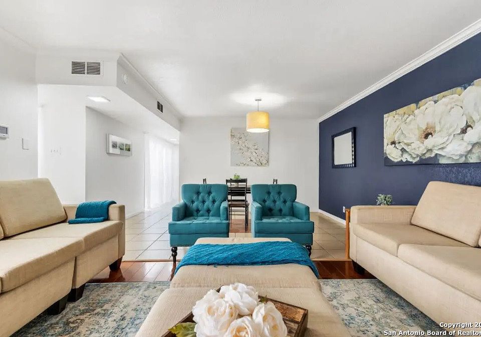 1st image of 226 meadow path