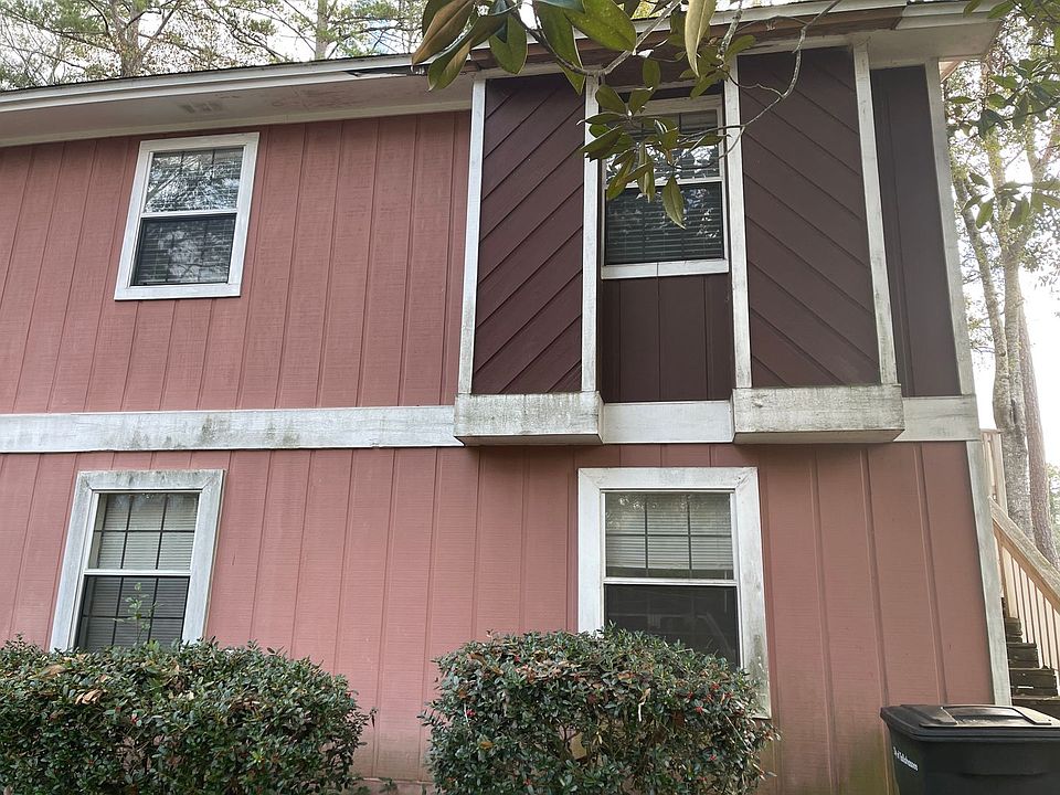 1st image of 2001 Bradford Ct APT D