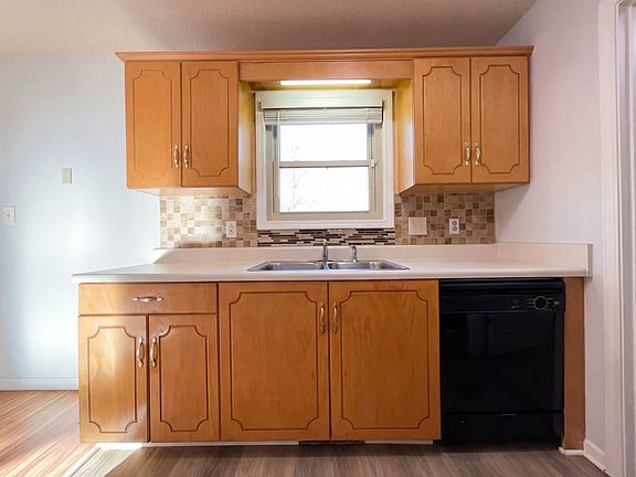 2nd image of 566 Bridgette Dr