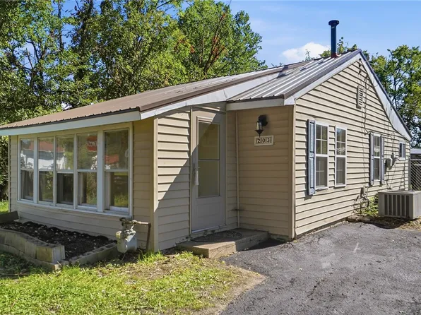 203 Rosewood Rd, Medway, OH 45341