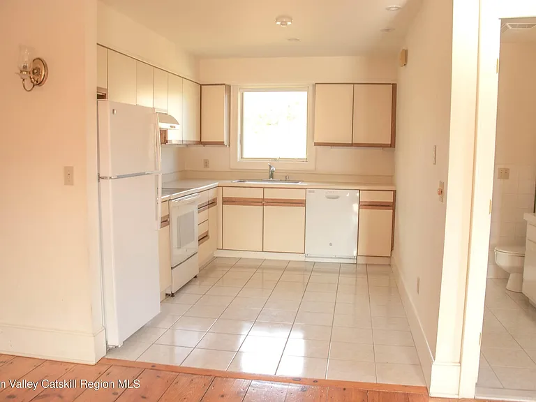 96 Jefferson Hill Rd #2 — Photo 6