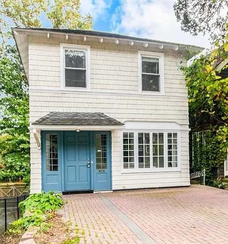 204 Parkview Ave Photo 1