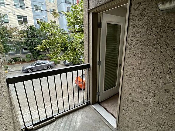 5th image of 14300 32nd Ave NE APT 110