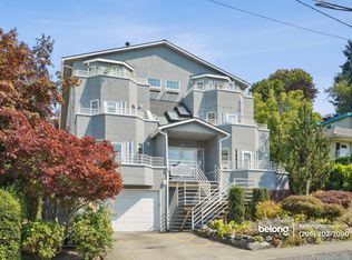 3622 14th Ave W APT 201, Seattle, WA 98119