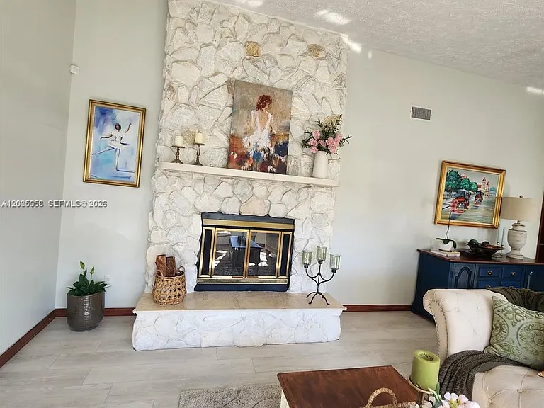 6101 Palmetto Dr — Photo 63