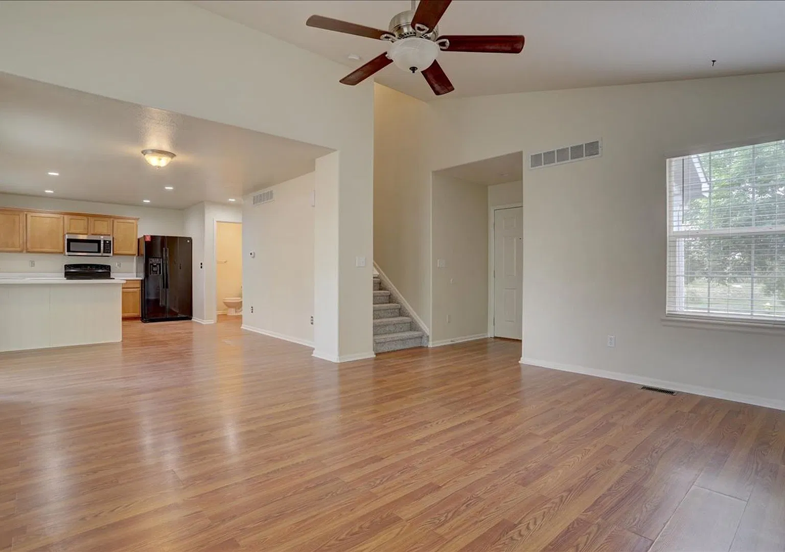 4 Bedroom in Southcreek — Photo 3