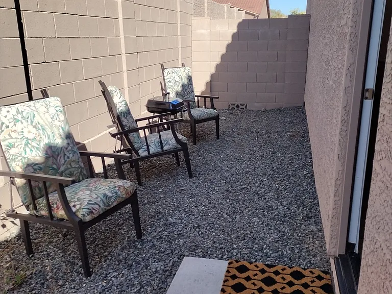 522C S 197th Ln — Photo 8