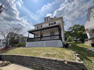 227 E Grant St, Houston, PA 15342