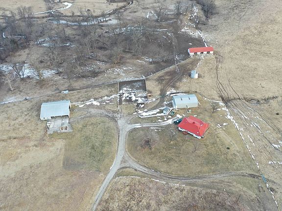 2nd image of 32517 E 340th St