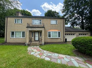 77 Riverside Dr, Binghamton, NY 13905