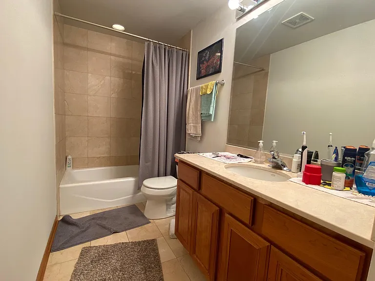 903 W Lawrence Ave #1E — Photo 7