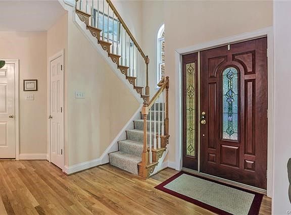 4th image of 2052 Valley Springs Ct