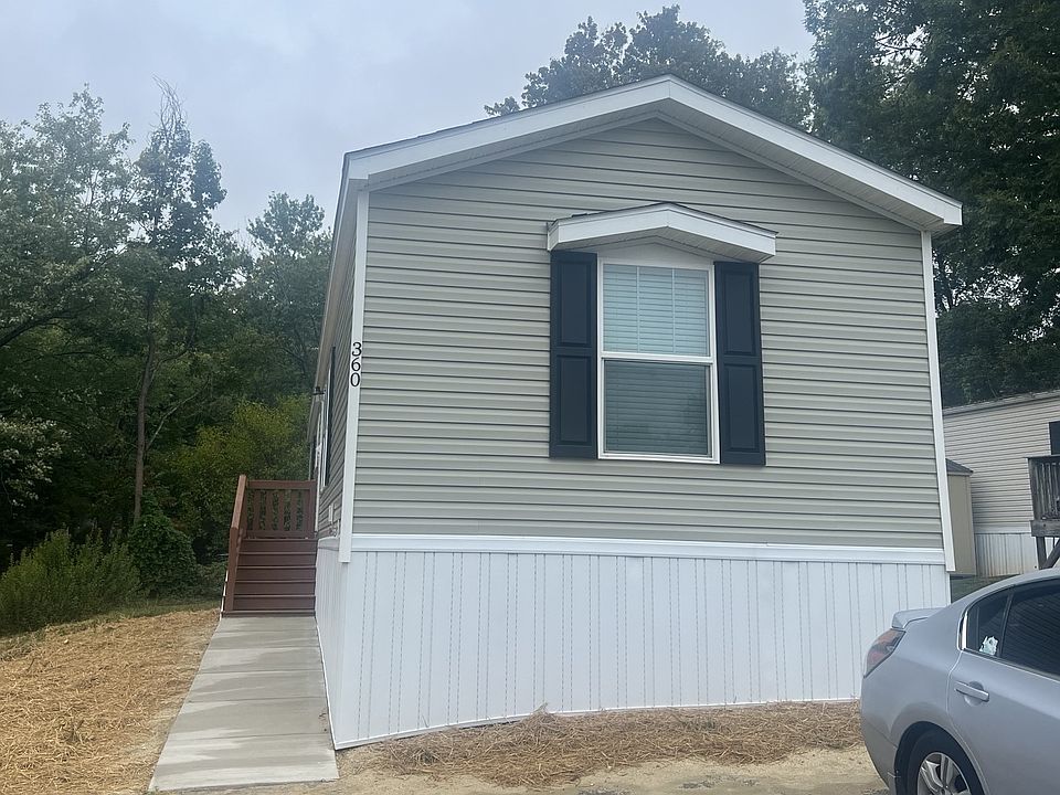 1st image of 360 Five Oaks Cir