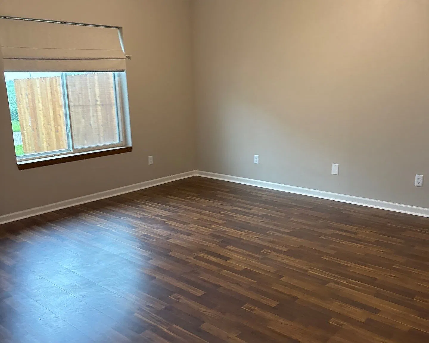 4 bed, 1660 sqft, $1,600 — Photo 3