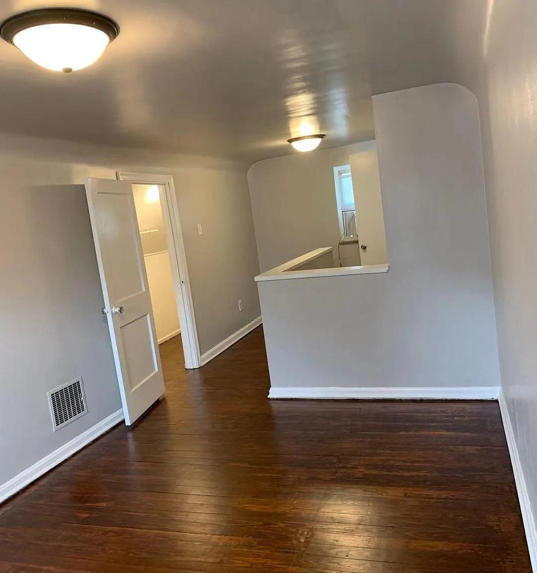 3 bed, 919 sqft, $1,395 — Photo 3