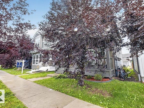 3rd image of 2619 Chokecherry Ln SW
