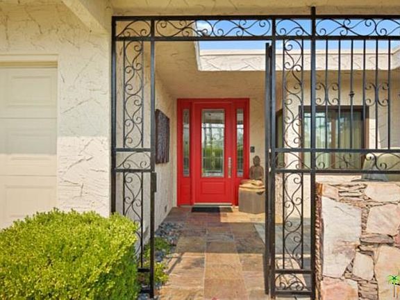 3rd image of 2101 S Madrona Dr