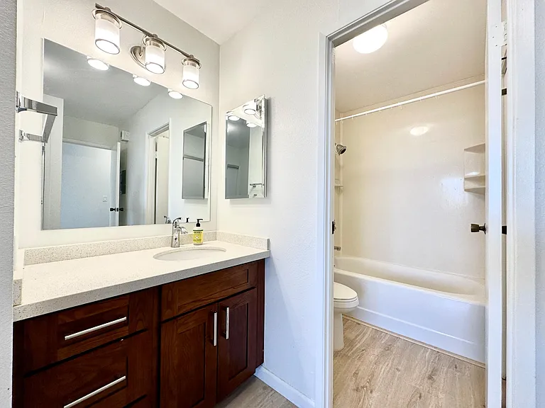 55 S Kukui St #D2813 — Photo 6