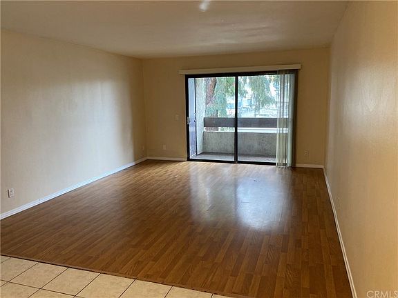 3rd image of 611 W 1st St APT E202