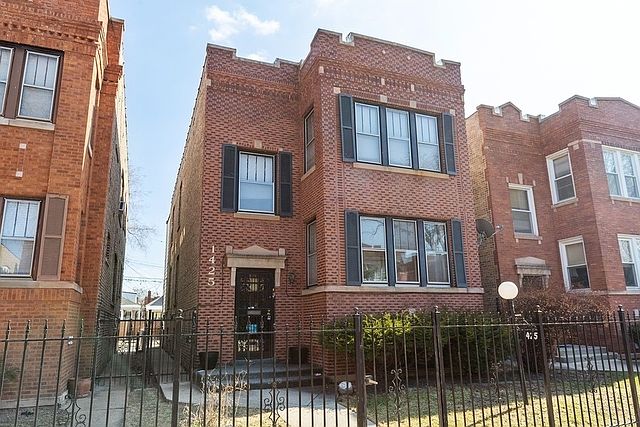 1st image of 1425 N Luna Ave