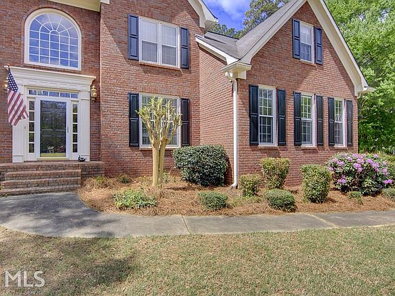 4th image of 317 Cumberland Ct