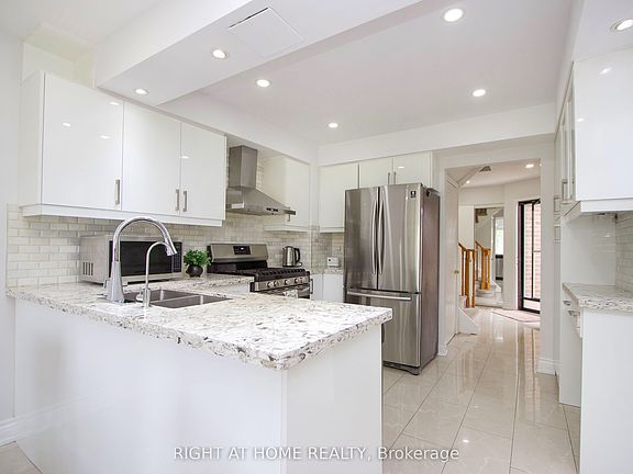 5th image of 865 Attersley Dr