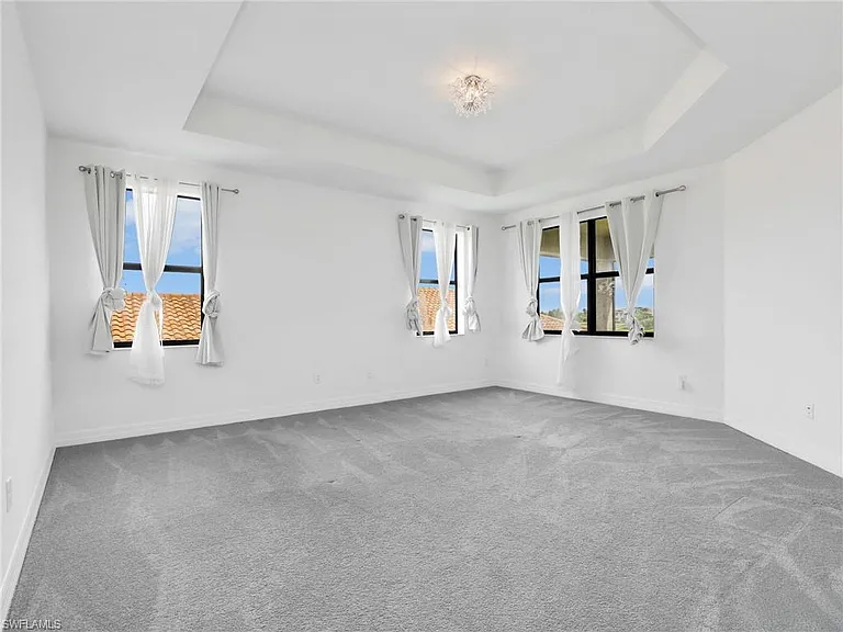 10008 Chesapeake Bay Dr — Photo 30