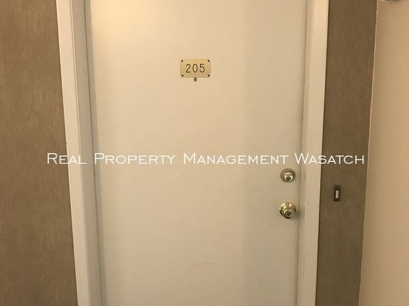 3rd image of 31 N M St #205