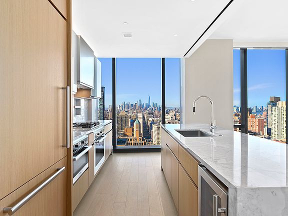 4th image of 277 5th Ave Unit 37C