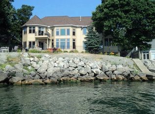 3590 N. Surfside Dr., Port Clinton, OH 43452