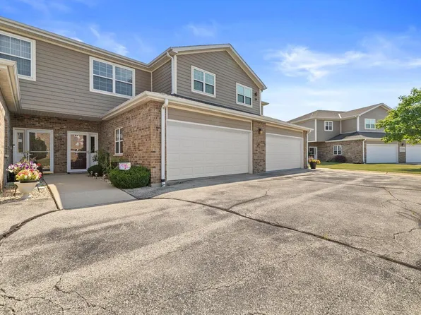 2410 11th PLACE #1203, Kenosha, WI 53140