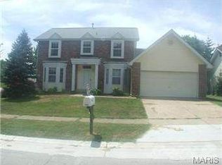 1037 Johanna Dr, Ballwin, MO 63021