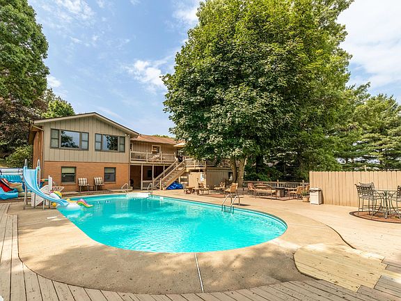 3rd image of 1802 Aspen Ct