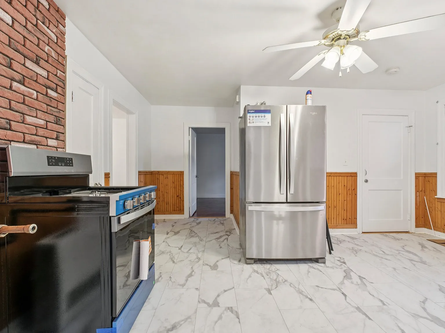 2 bed, 799 sqft, $2,350 — Photo 4